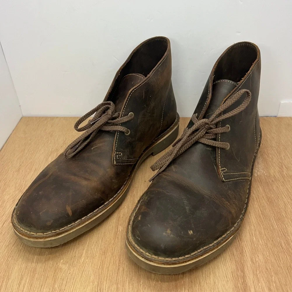 CLARKS Bushacre 2 Leather Chukka Desert Boots Mens 11.5 Brown Classic Minimalist